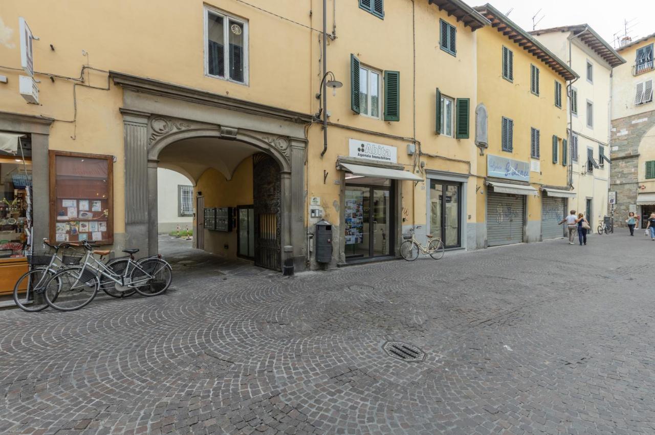 Lucca - Piazza Dell'Anfiteatro Central Apartment! Zewnętrze zdjęcie