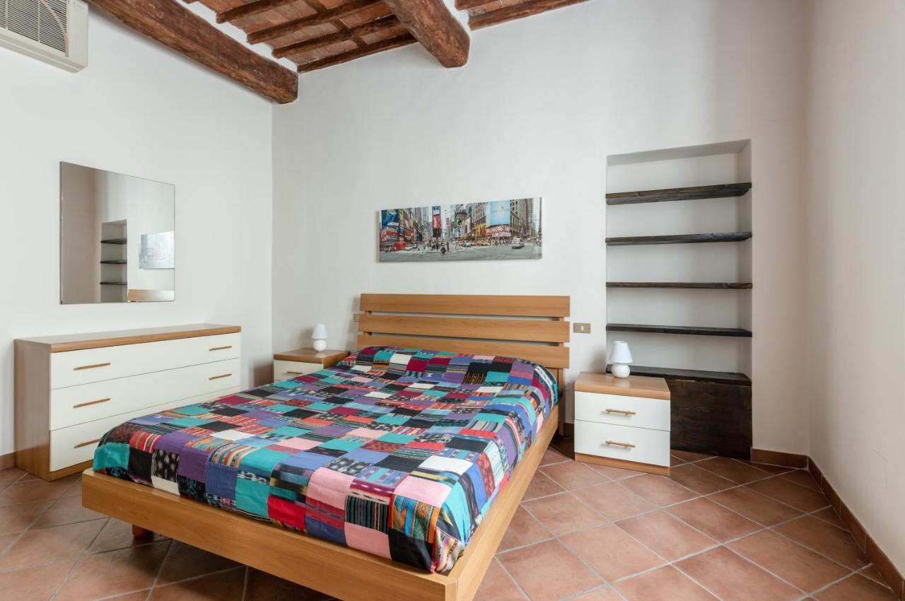 Lucca - Piazza Dell'Anfiteatro Central Apartment! Zewnętrze zdjęcie
