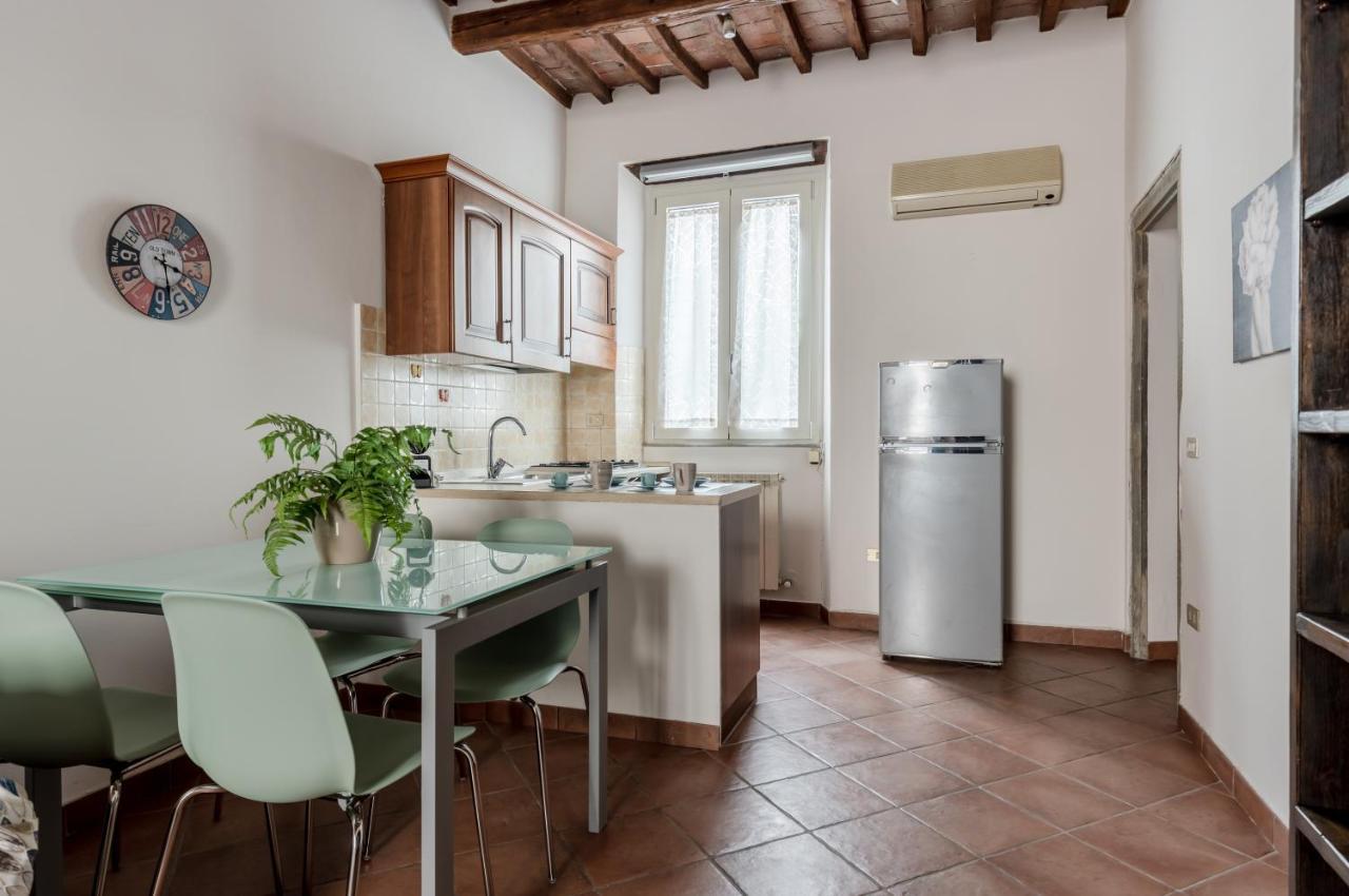 Lucca - Piazza Dell'Anfiteatro Central Apartment! Zewnętrze zdjęcie