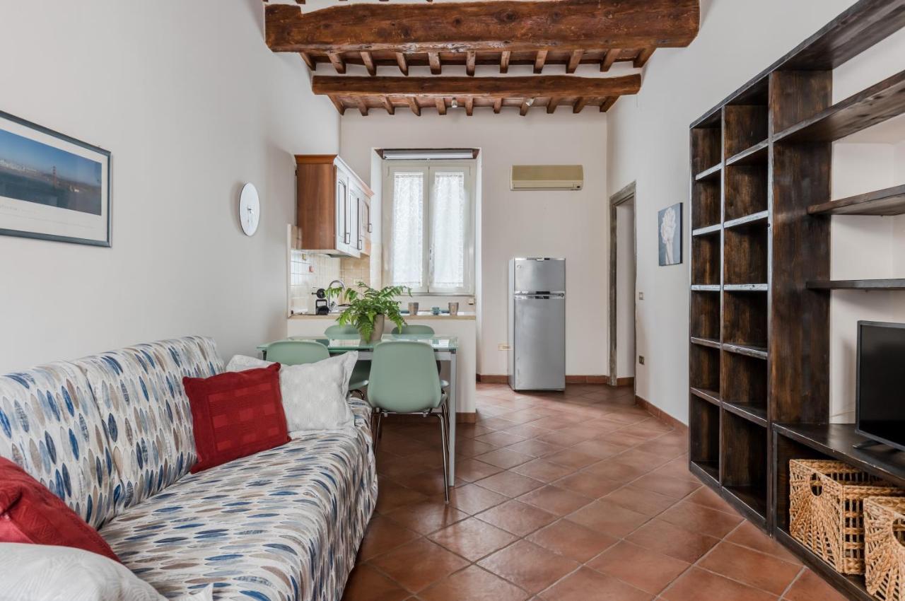 Lucca - Piazza Dell'Anfiteatro Central Apartment! Zewnętrze zdjęcie